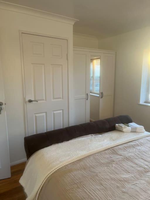 Home In Basildon, Essex エクステリア 写真